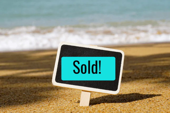 Beach Hut Western Lawns